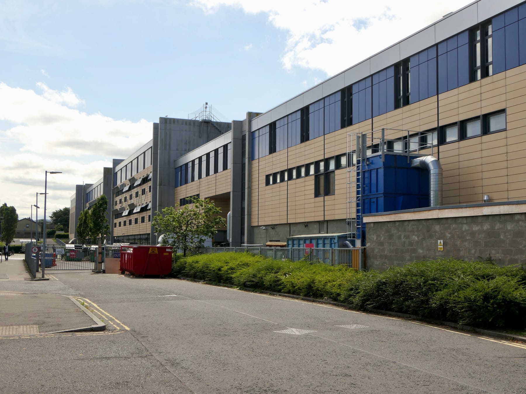 Long cladded college building at Edinburgh College Granton campus