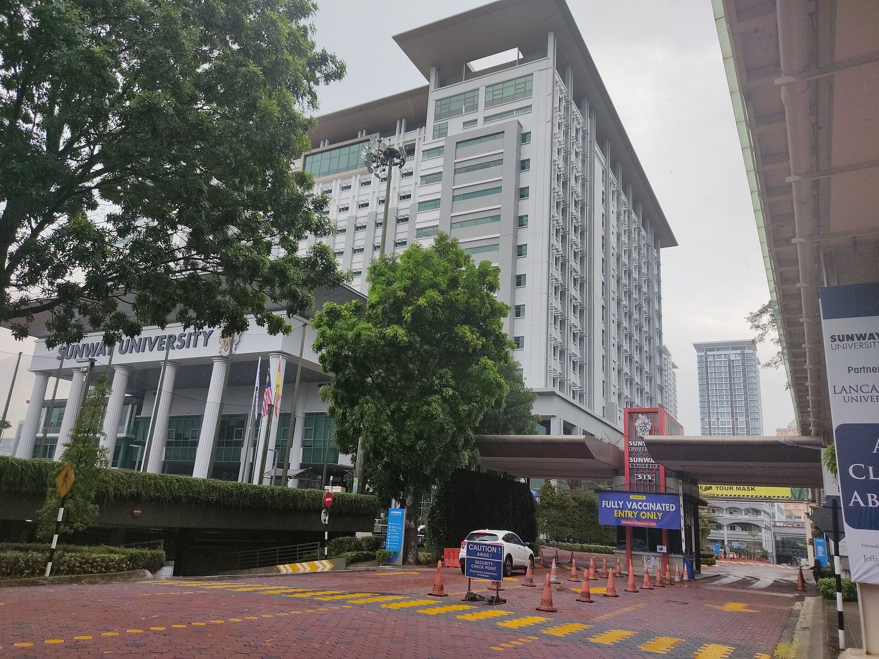Sunway University main entrance and campus tower